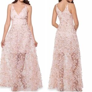 Size 4 Never Worn Gianni Bini Pink Floral Appliqué Dress